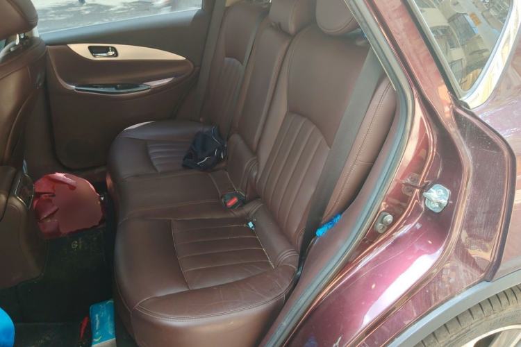 Used Infiniti QX50 2015 2.5L Luxury Edition Left Rear Seat