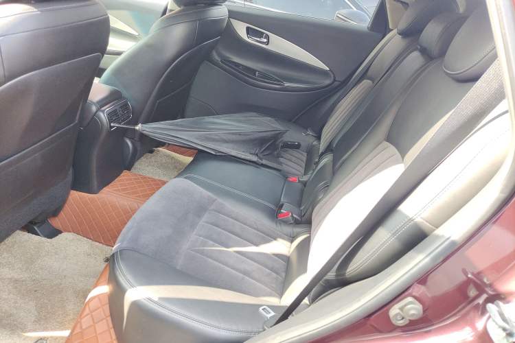 Used Infiniti QX50 2015 2.5L Comfort Edition Left Rear Seat