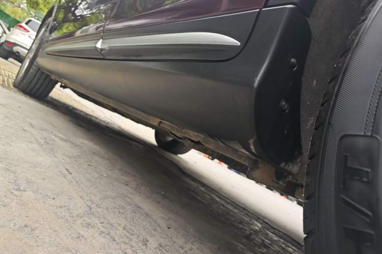 Used Infiniti QX50 2015 2.5L Enjoyment Edition Left Side Sill