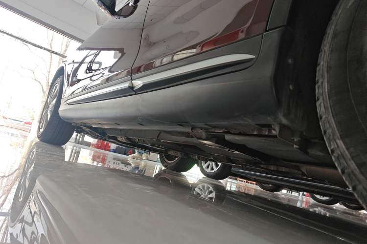 Used Infiniti QX50 2015 2.5L Enjoyment Edition Left Side Sill