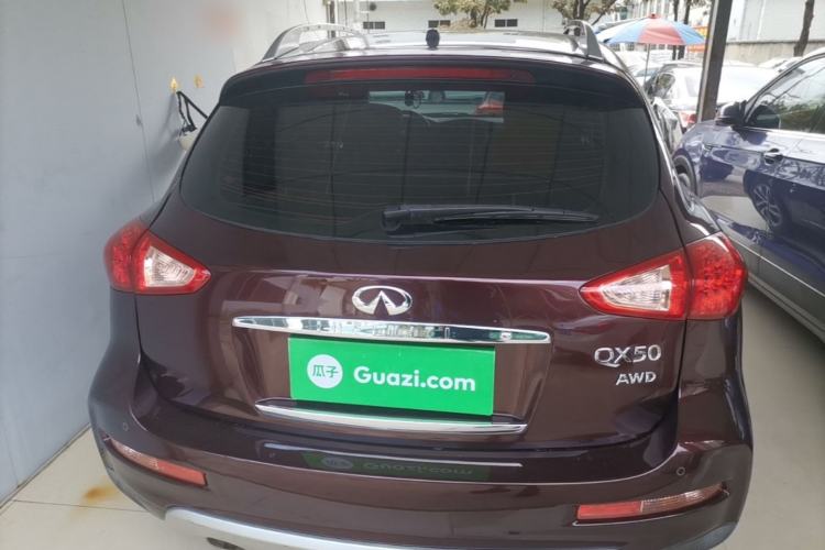 Used Infiniti QX50 2015 2.5L Luxury Edition Rear