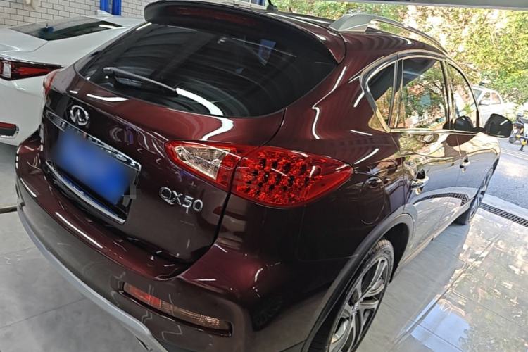 Used Infiniti QX50 2015 2.5L Luxury Edition Rear Right 45 Deg