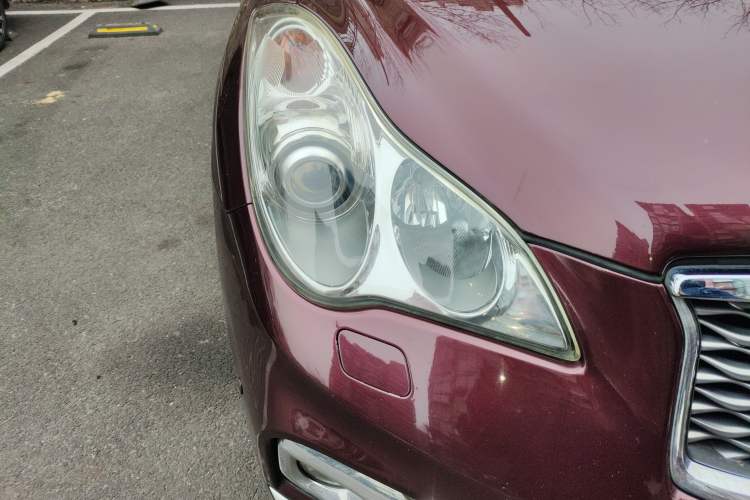 Used Infiniti QX50 2015 2.5L Enjoyment Edition Right Front Headlight