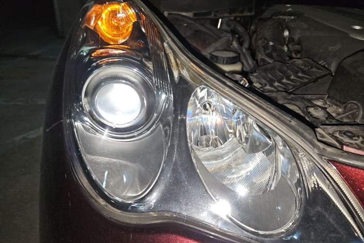 Used Infiniti QX50 2015 2.5L Enjoyment Edition Right Front Headlight