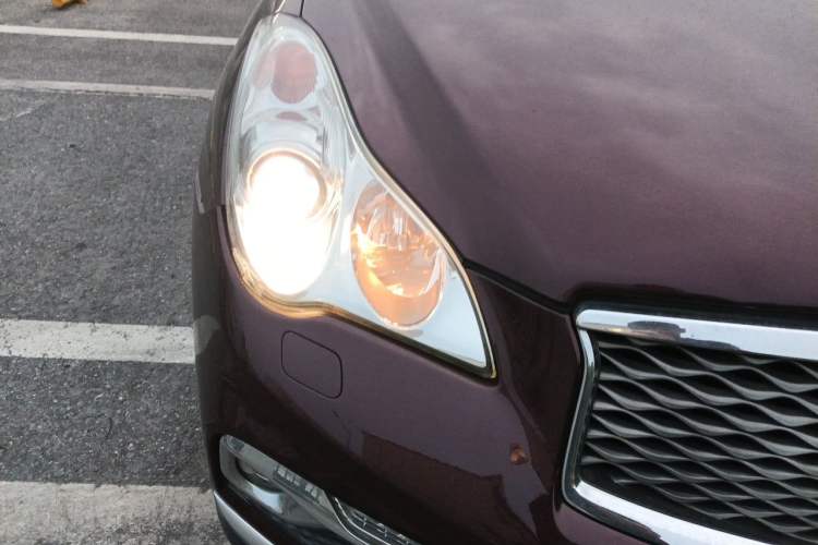 Used Infiniti QX50 2015 2.5L Luxury Edition Right Front Headlight