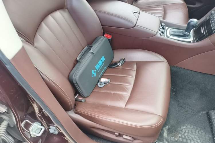 Used Infiniti QX50 2015 2.5L Enjoyment Edition Right Front Seat
