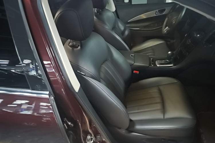 Used Infiniti QX50 2015 2.5L Enjoyment Edition Right Front Seat