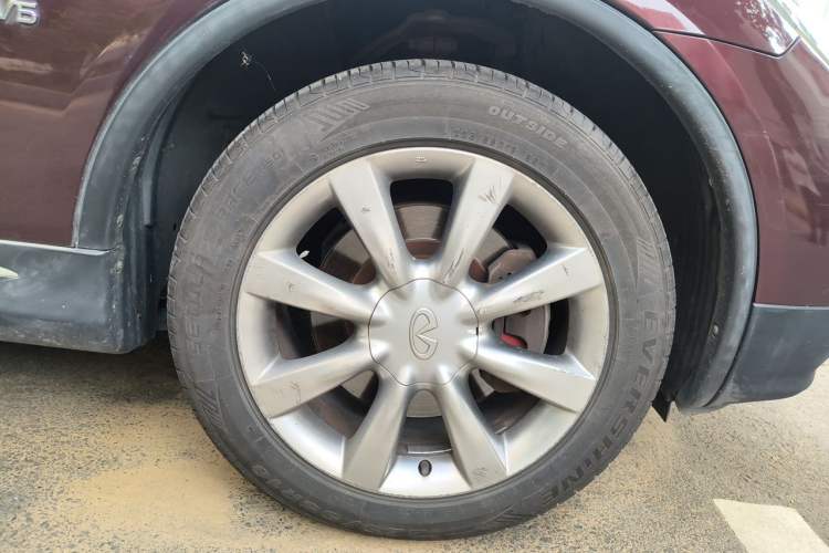 Used Infiniti QX50 2015 2.5L Enjoyment Edition Right Front Wheel Hub