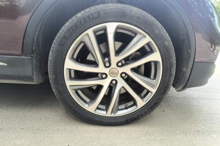 Used Infiniti QX50 2015 2.5L Luxury Edition Right Front Wheel Hub