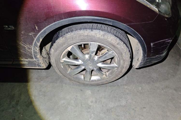 Used Infiniti QX50 2015 2.5L Enjoyment Edition Right Front Wheel Hub