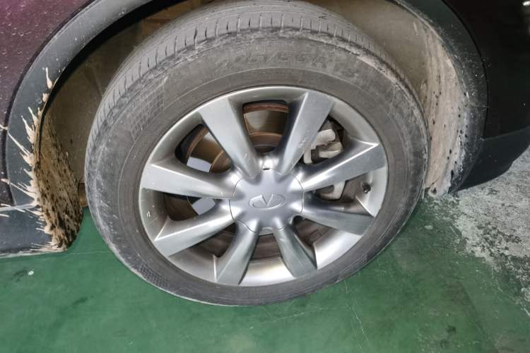 Used Infiniti QX50 2015 2.5L Enjoyment Edition Right Front Wheel Hub