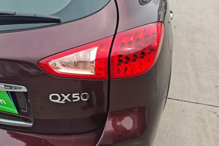 Used Infiniti QX50 2015 2.5L Enjoyment Edition Right Rear Taillight