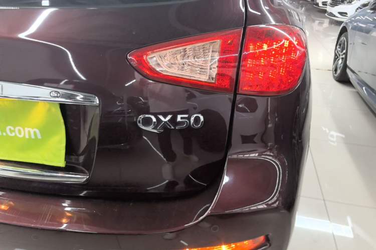 Used Infiniti QX50 2015 2.5L Enjoyment Edition Right Rear Taillight