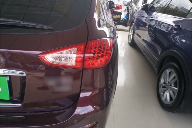 Used Infiniti QX50 2015 2.5L Luxury Edition Right Rear Taillight