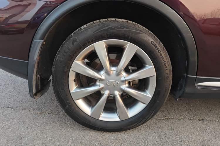Used Infiniti QX50 2015 2.5L Comfort Edition Right Rear Wheel Hub