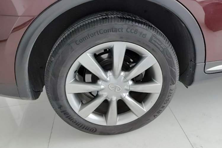 Used Infiniti QX50 2015 2.5L Enjoyment Edition Right Rear Wheel Hub