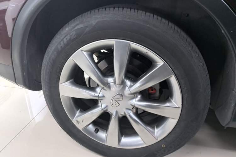 Used Infiniti QX50 2015 2.5L Enjoyment Edition Right Rear Wheel Hub