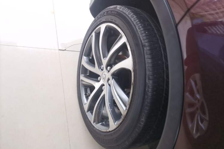 Used Infiniti QX50 2015 2.5L Luxury Edition Right Rear Wheel Hub