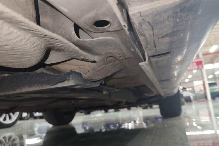 Used Infiniti QX50 2015 2.5L Comfort Edition Right Side Sill