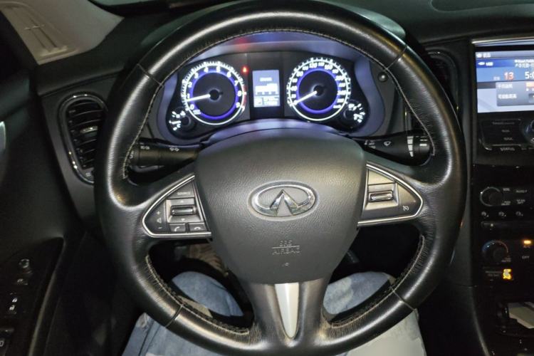 Used Infiniti QX50 2015 2.5L Comfort Edition Steering Wheel