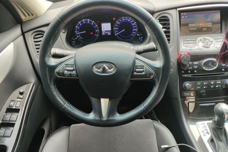 Used Infiniti QX50 2015 2.5L Comfort Edition Steering Wheel