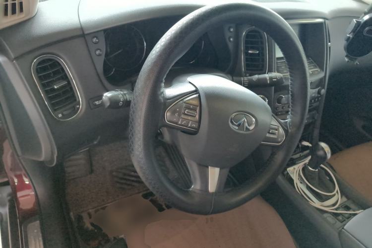 Used Infiniti QX50 2015 2.5L Comfort Edition Steering Wheel