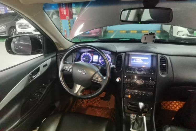 Used Infiniti QX50 2015 2.5L Luxury Edition Steering Wheel