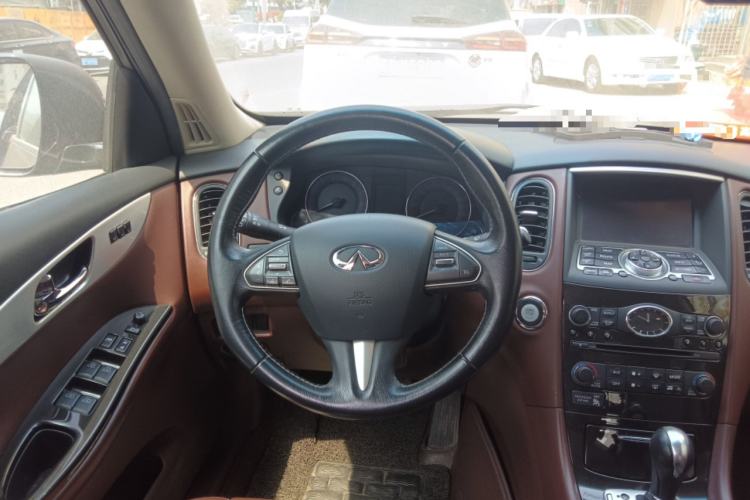 Used Infiniti QX50 2015 2.5L Luxury Edition Steering Wheel