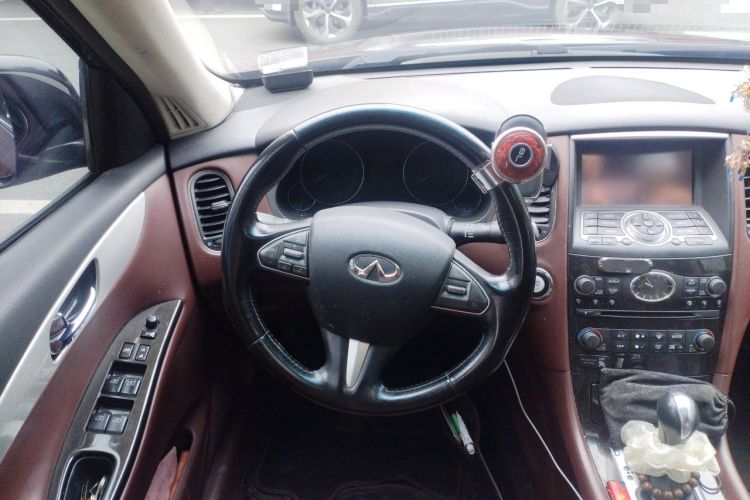 Used Infiniti QX50 2015 2.5L Enjoyment Edition Steering Wheel