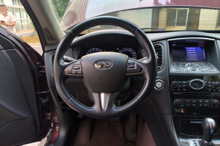 Used Infiniti QX50 2015 2.5L Enjoyment Edition Steering Wheel
