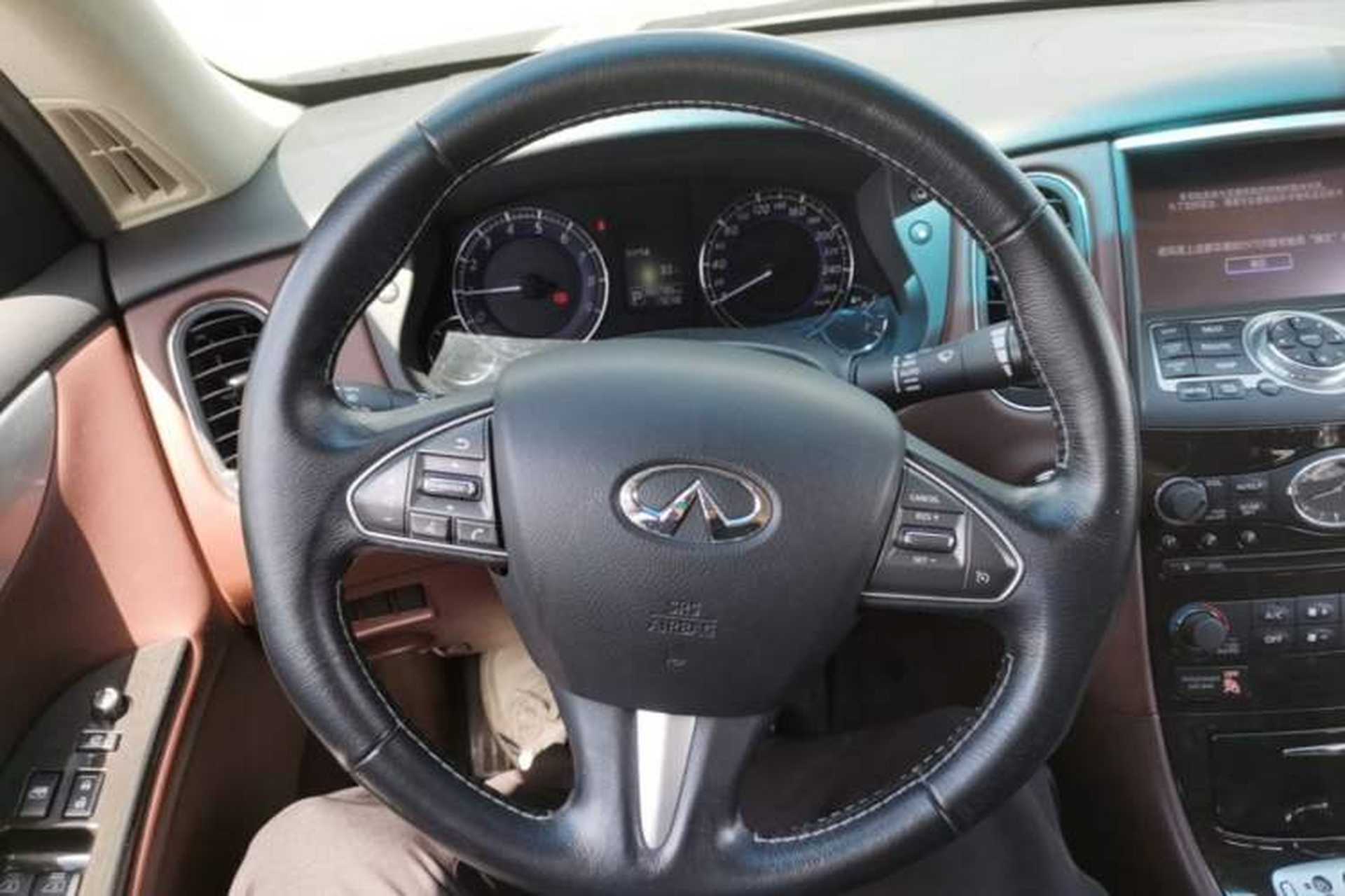 Used Infiniti QX50 2015 2.5L Enjoyment Edition Steering Wheel