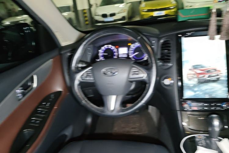 Used Infiniti QX50 2015 2.5L Comfort Edition Steering Wheel