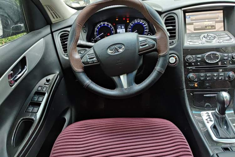 Used Infiniti QX50 2015 2.5L Comfort Edition Steering Wheel