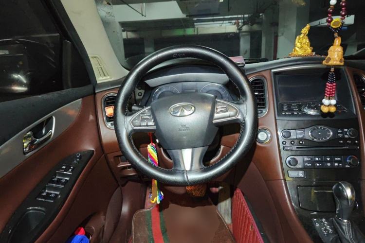 Used Infiniti QX50 2015 2.5L Enjoyment Edition Steering Wheel