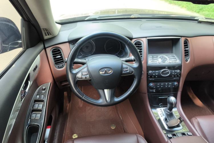 Used Infiniti QX50 2015 2.5L Luxury Edition Steering Wheel