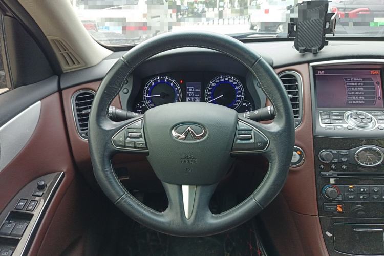 Used Infiniti QX50 2015 2.5L Enjoyment Edition Steering Wheel