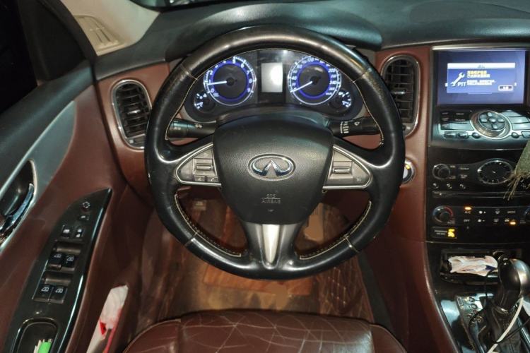 Used Infiniti QX50 2015 2.5L Enjoyment Edition Steering Wheel