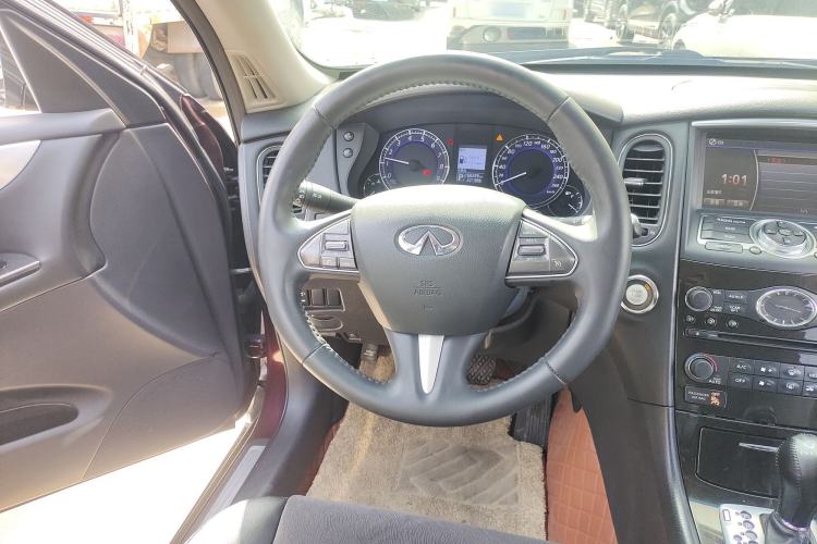 Used Infiniti QX50 2015 2.5L Comfort Edition Steering Wheel