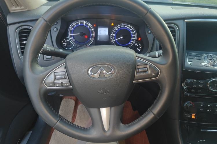 Used Infiniti QX50 2015 2.5L Comfort Edition Steering Wheel