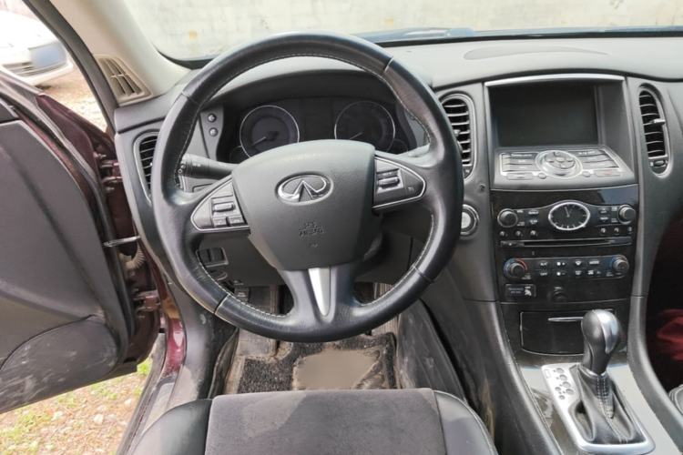Used Infiniti QX50 2015 2.5L Comfort Edition Steering Wheel