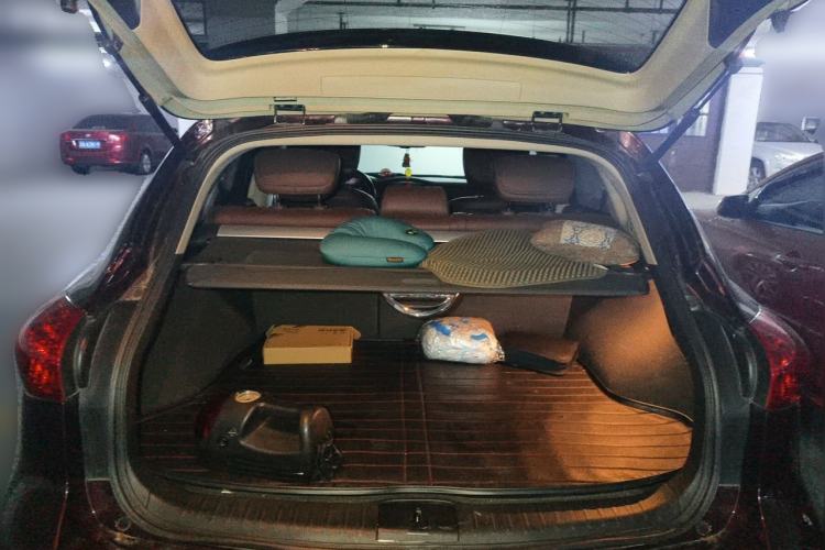 Used Infiniti QX50 2015 2.5L Luxury Edition Trunk