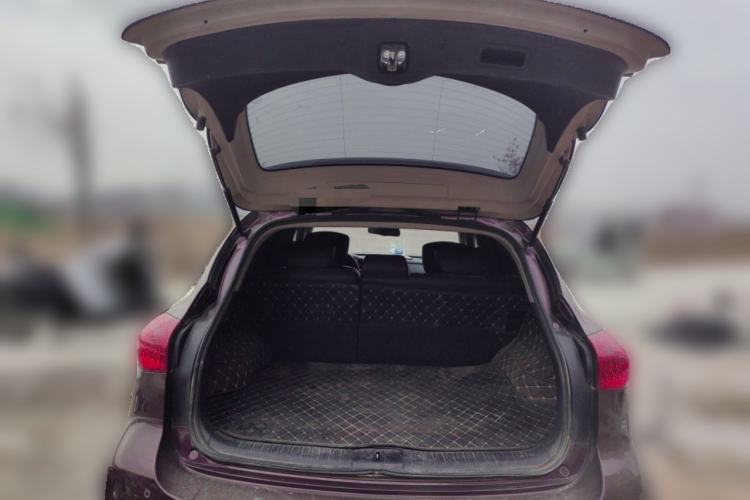 Used Infiniti QX50 2015 2.5L Enjoyment Edition Trunk