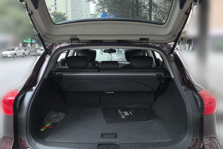 Used Infiniti QX50 2015 2.5L Comfort Edition Trunk