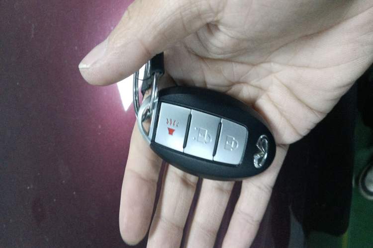 Used Infiniti QX50 2015 2.5L Comfort Edition Vehicle Key