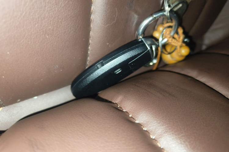Used Infiniti QX50 2015 2.5L Enjoyment Edition Vehicle Key