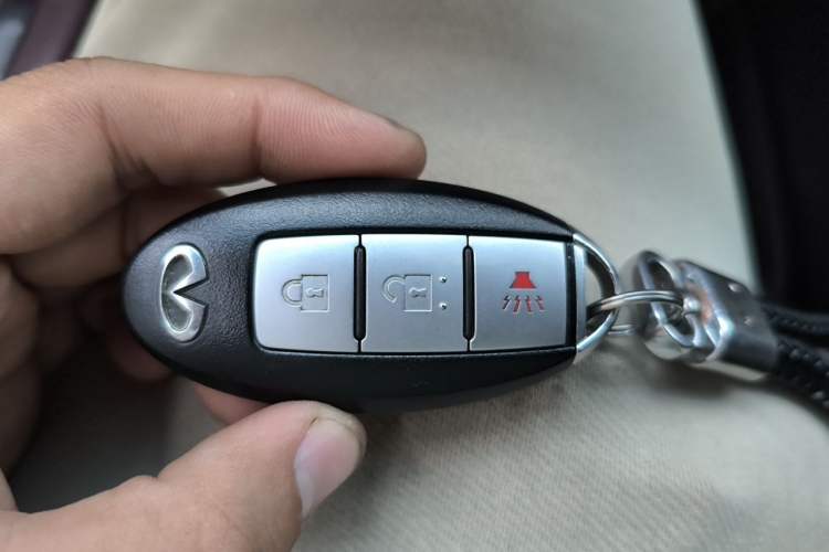 Used Infiniti QX50 2015 2.5L Luxury Edition Vehicle Key
