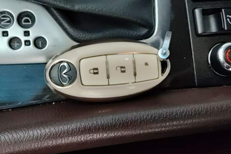 Used Infiniti QX50 2015 2.5L Enjoyment Edition Vehicle Key