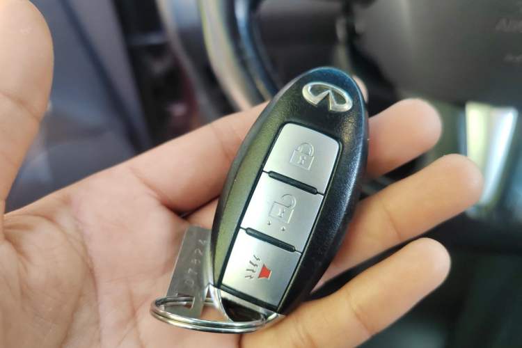 Used Infiniti QX50 2015 2.5L Enjoyment Edition Vehicle Key