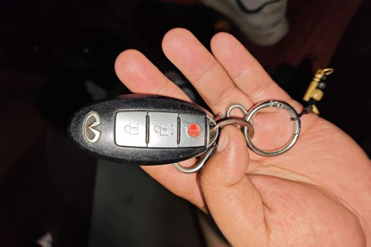 Used Infiniti QX50 2015 2.5L Enjoyment Edition Vehicle Key
