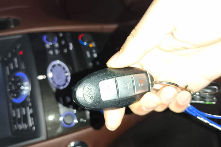 Used Infiniti QX50 2015 2.5L Enjoyment Edition Vehicle Key